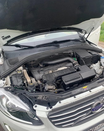Volvo XC 60 cena 73500 przebieg: 156440, rok produkcji 2016 z Węgrów małe 37